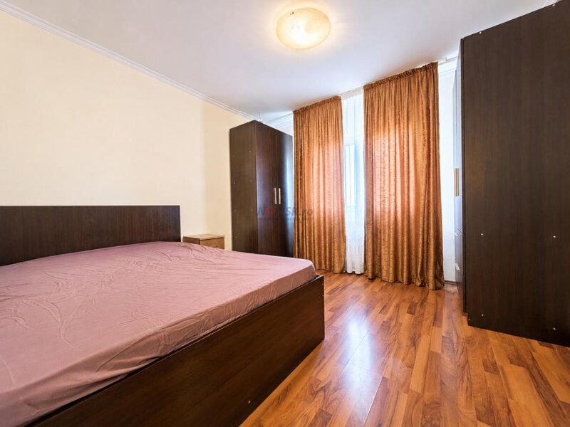 Drumul Taberei Afi 3 camere 74mp bloc reabilitat, 2 bai si metrou aproape